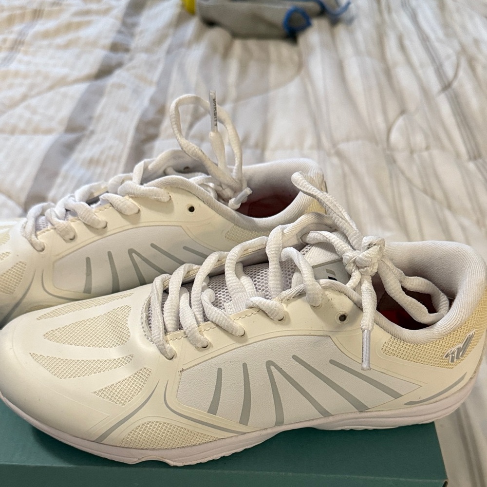 Varsity Miza+ Cheer Shoes